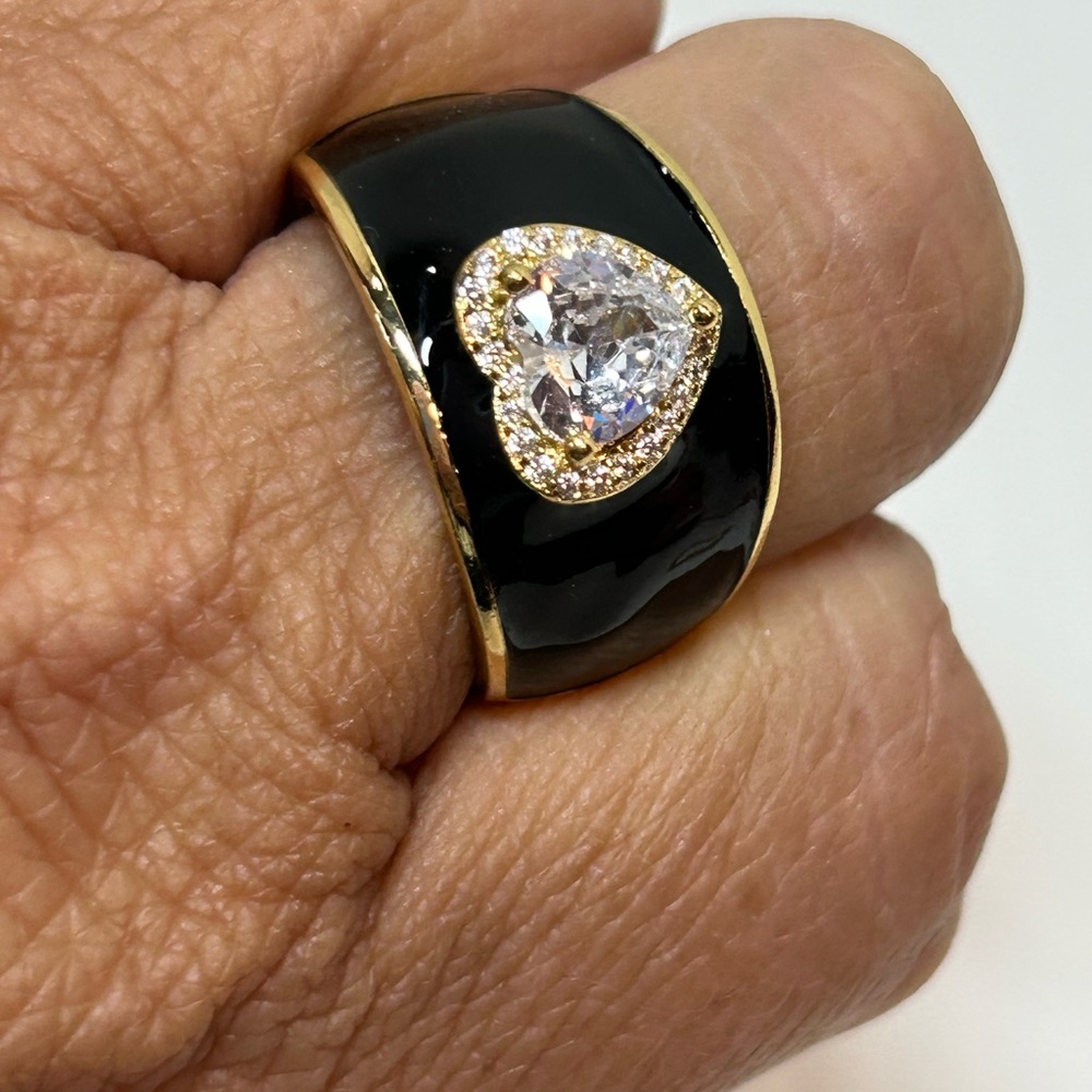 Elegant Black and Gold Ring Adjustable size and with Crystal Heart Accent - Picture 2 of 4